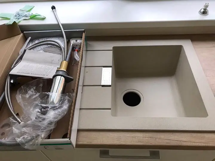 Фреза для сверления круглых отверстий в дереве 110. Вырезка под раковину в столешнице. Вырезать дырку под раковину в столешнице. Вырезка под раковину в столешнице. Вырез под мойку в столешнице.